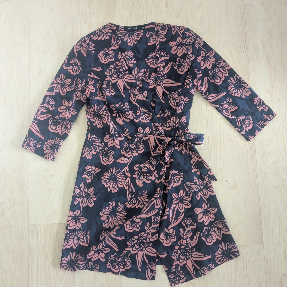 Floral Wrap Dress with Pink and Black Design